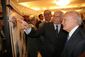 Με τον πρόεδρο της Δημοκρατίας κ. Κάρ. Παπούλια κατά τη διάρκεια εκθεσης.